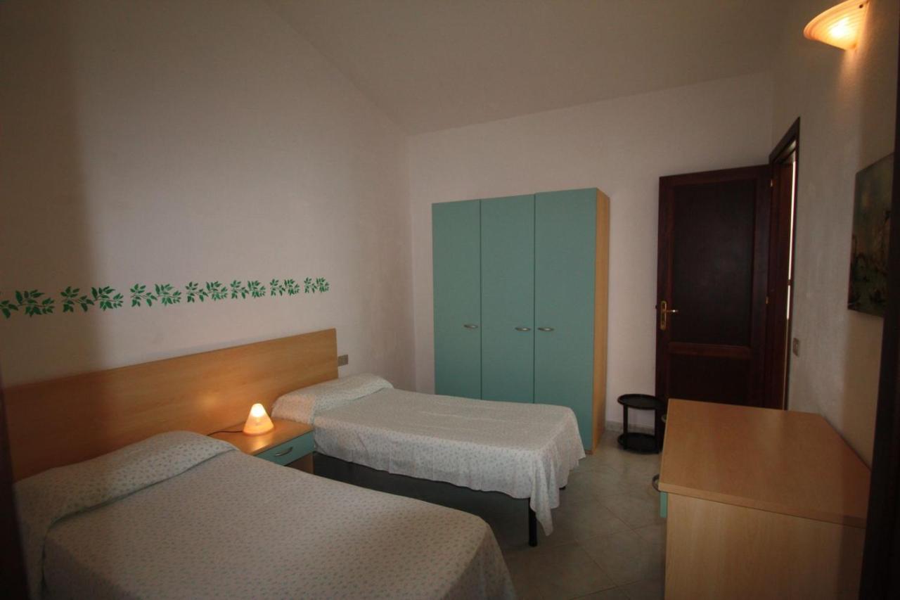 Villino Lu Ciuoni With Nice Sea View Costa Paradiso Eksteriør bilde