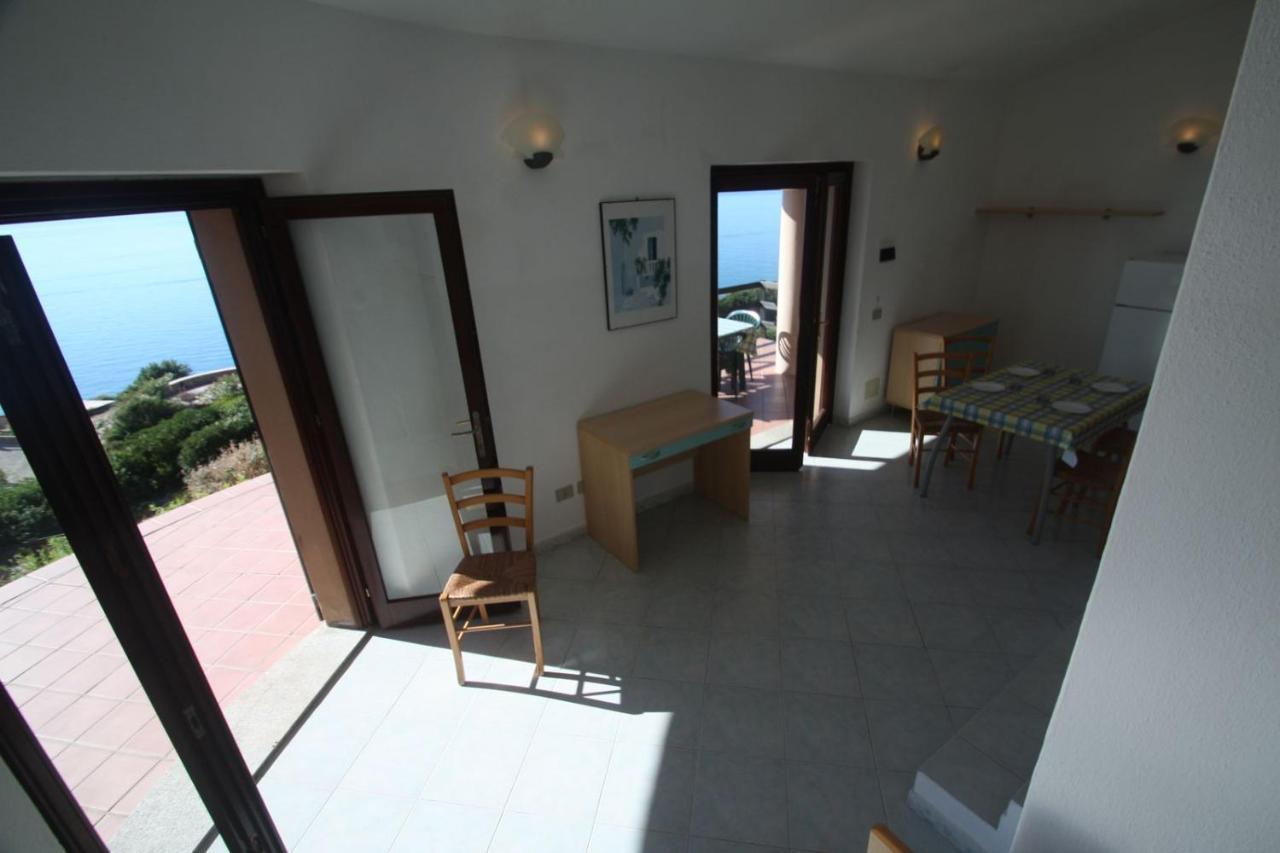 Villino Lu Ciuoni With Nice Sea View Costa Paradiso Eksteriør bilde