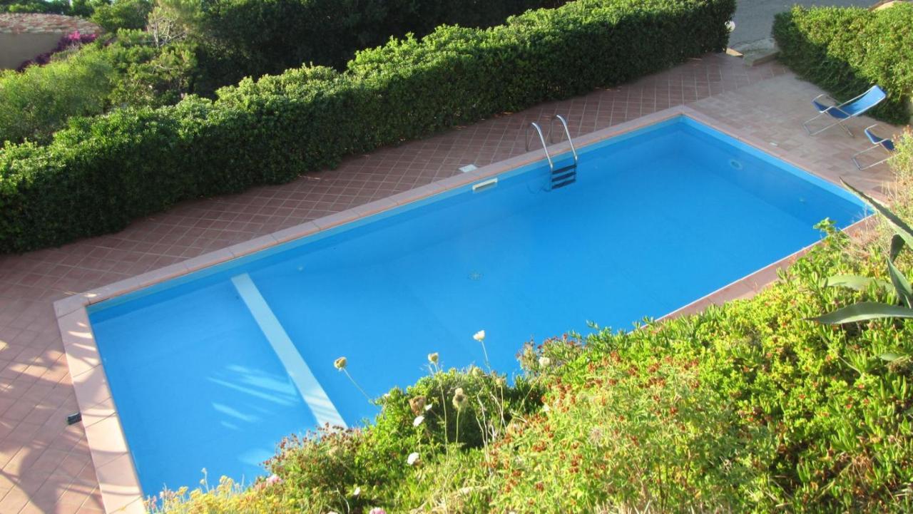 Villino Lu Ciuoni With Nice Sea View Costa Paradiso Eksteriør bilde