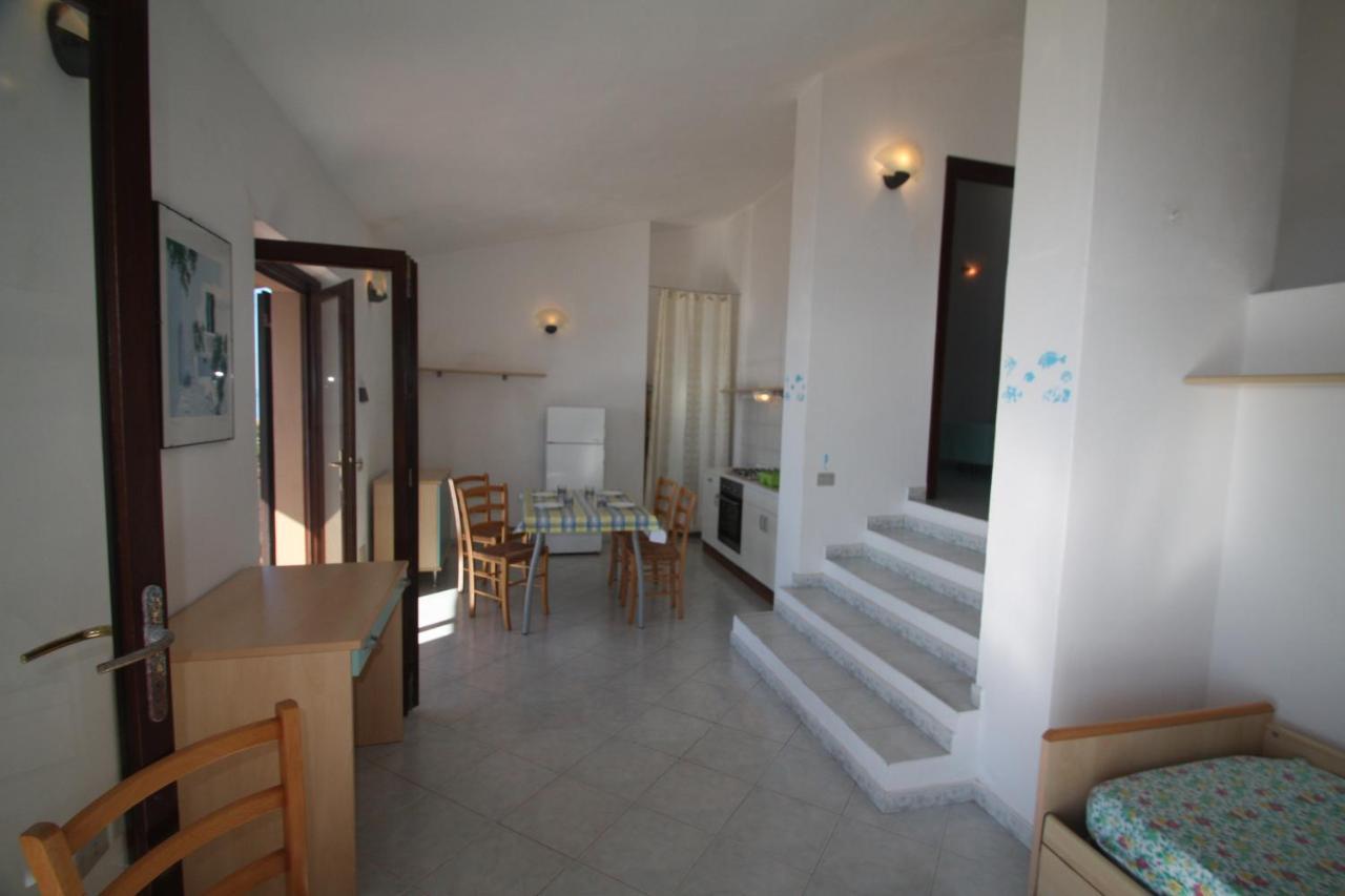 Villino Lu Ciuoni With Nice Sea View Costa Paradiso Eksteriør bilde