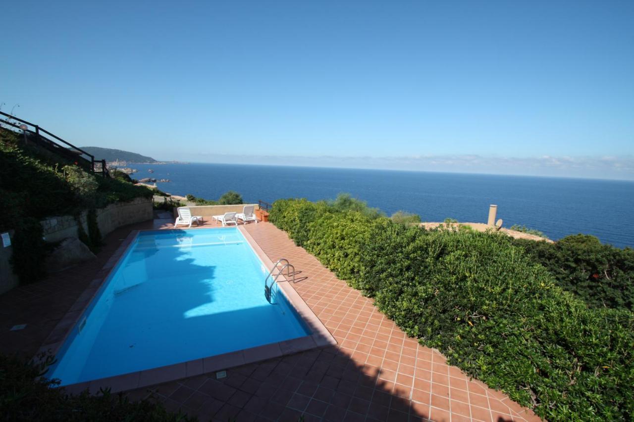 Villino Lu Ciuoni With Nice Sea View Costa Paradiso Eksteriør bilde